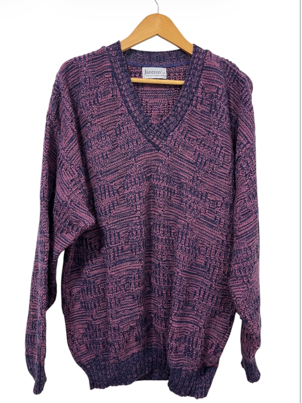 Vintage Jantzen Men’s Wool Blend Purple and Navy Patterned V-Neck Sweater